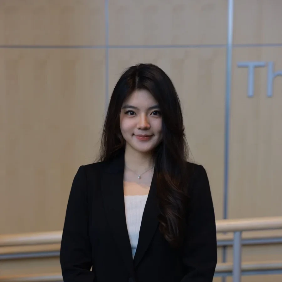 Portrait of Sandy Zhang
