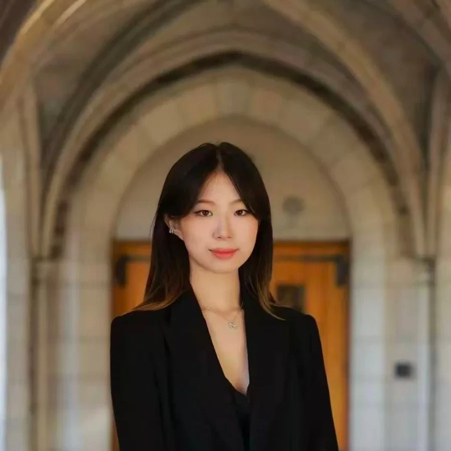 Portrait of Tina Qi