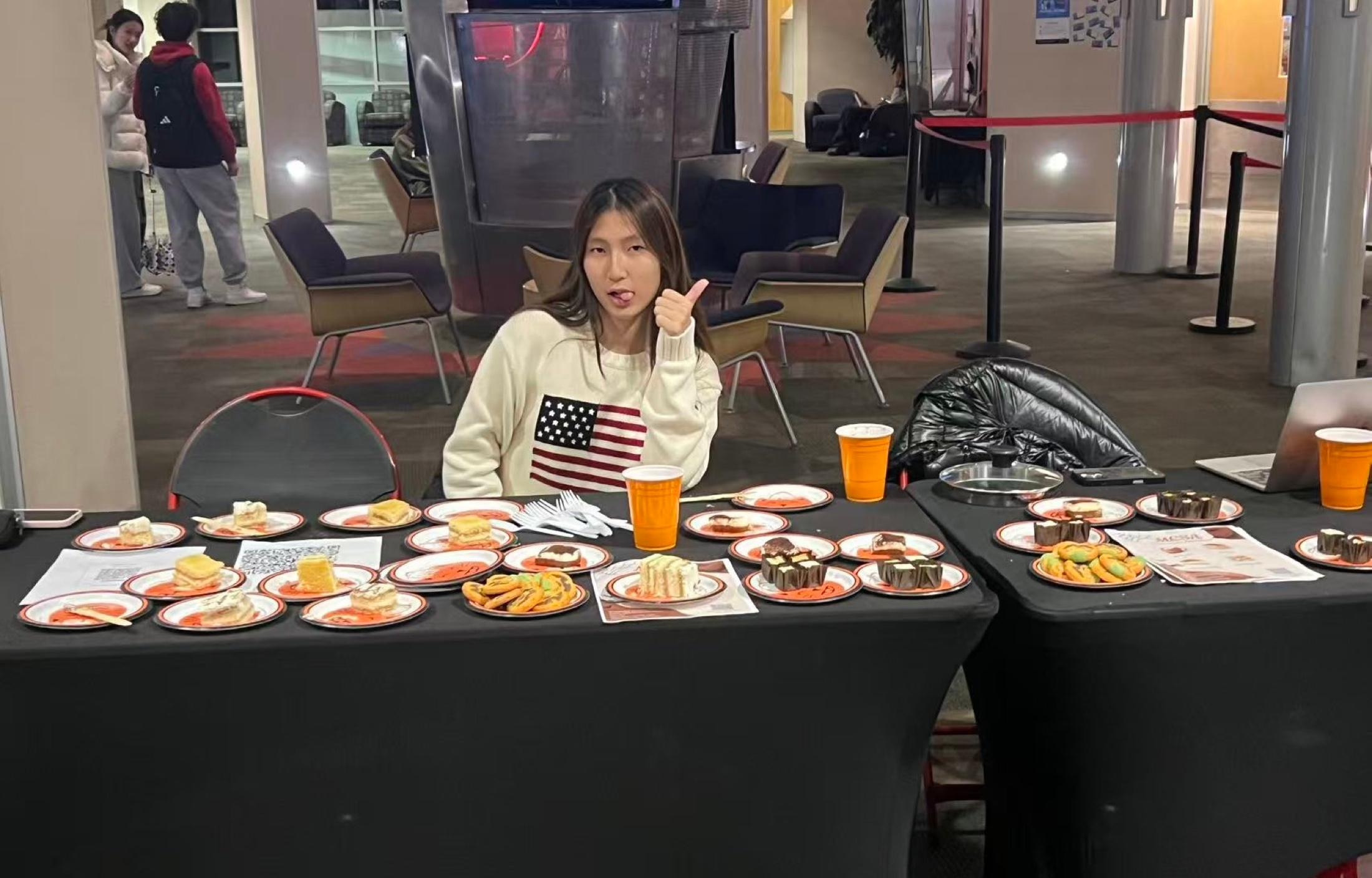 Member at the fundraiser table